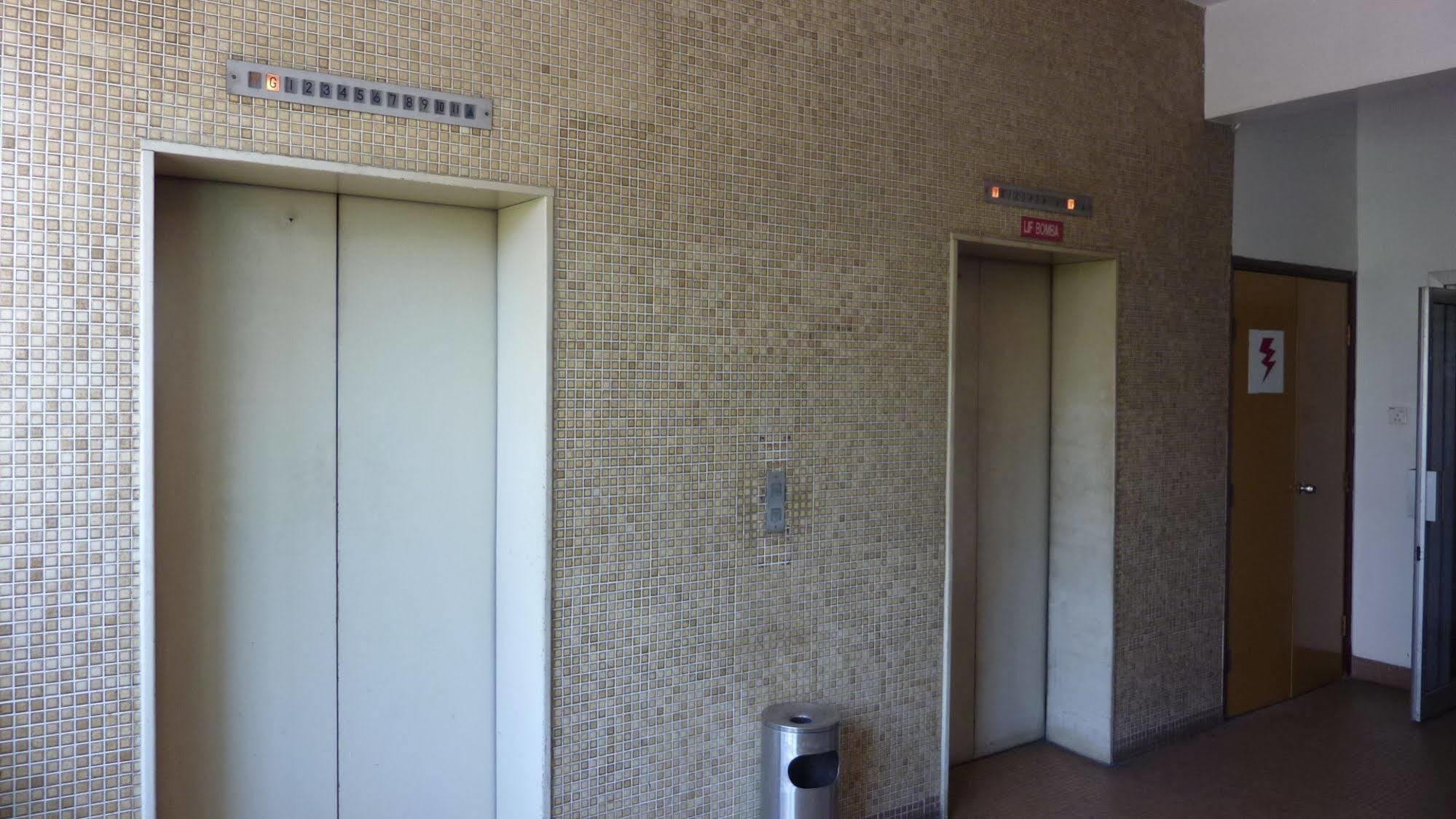 7 Hung Hung Inn コタキナバル エクステリア 写真